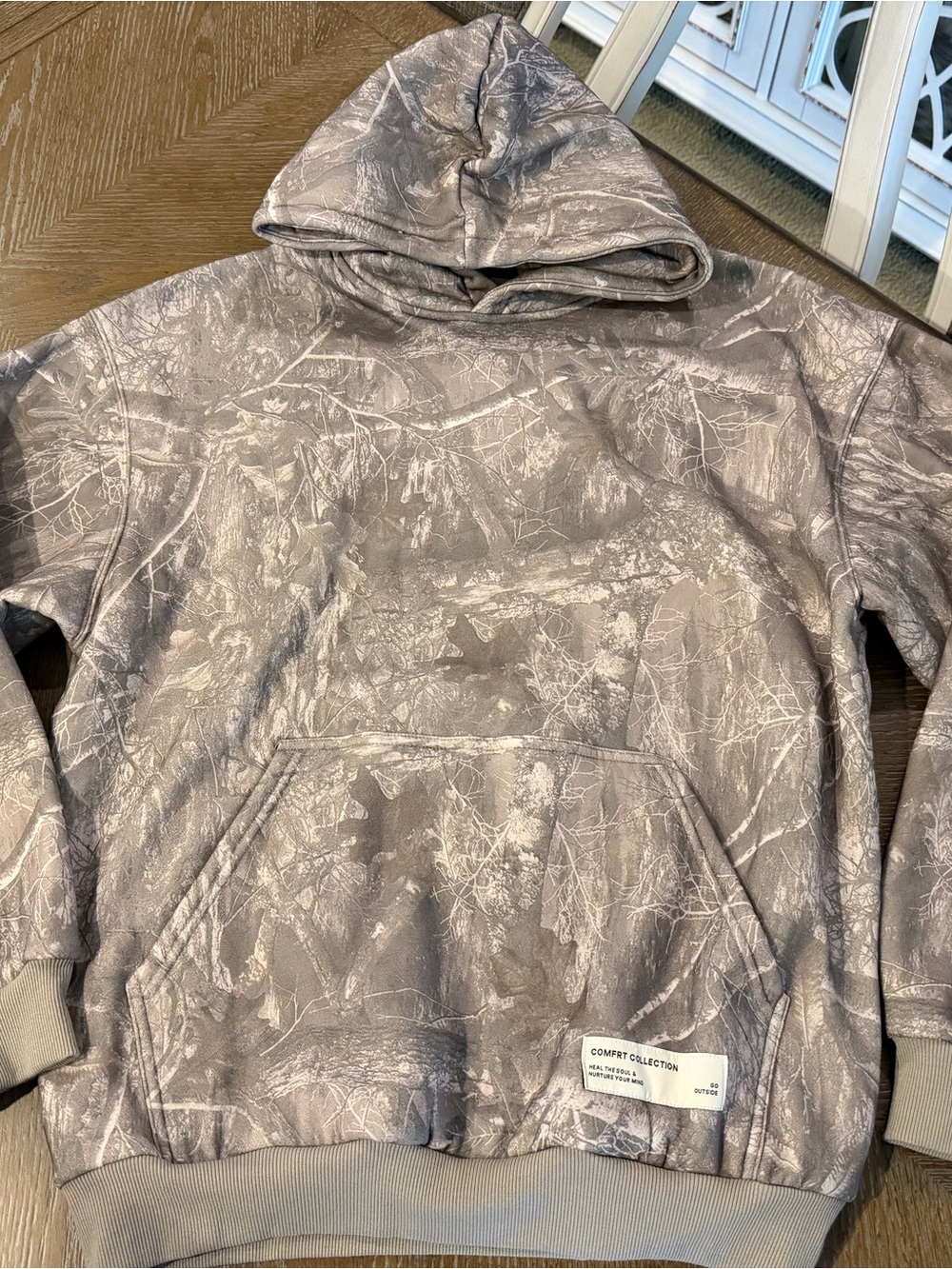 Comfrt Hoodie in Taupe Camo Print -size XL